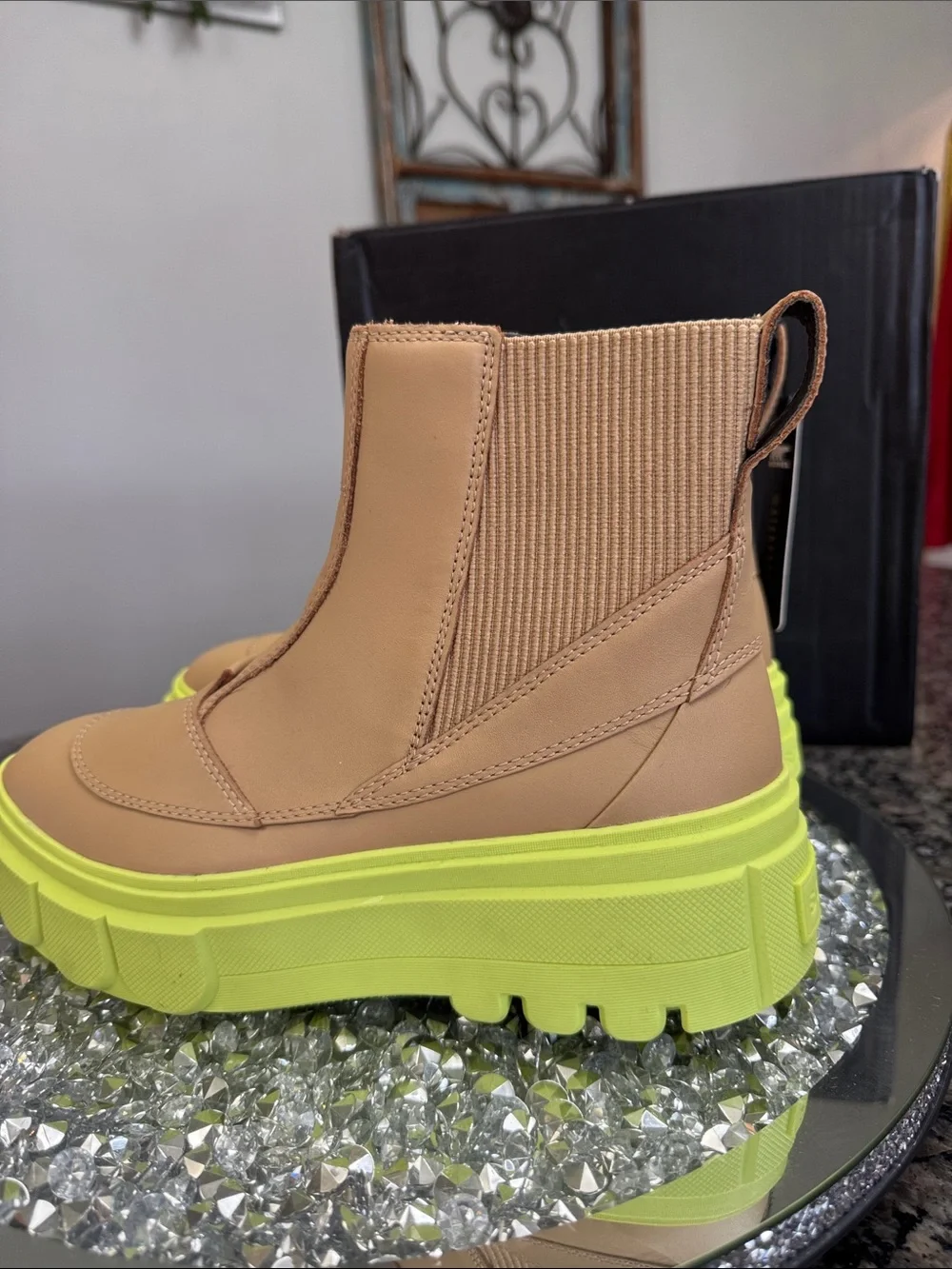 Sorel Women's Tan Chelsea Platform Boot with Neon Yellow Sole